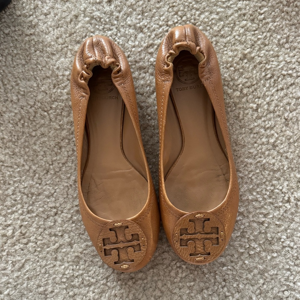 Tory Burch Reva leather flats EUC